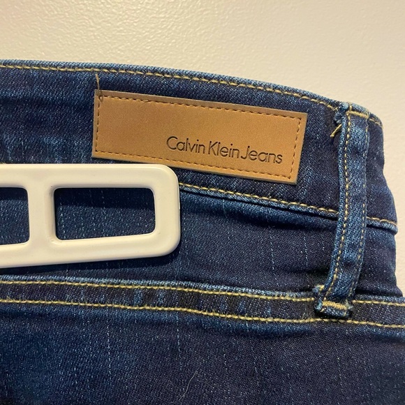 Calvin Klein boot cut jeans, size 31x32 dark wash, like new - Picture 6 of 10